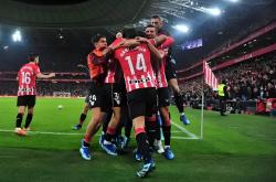 九游体育转会期纽卡斯尔备战欧联风云突变里尔国际比赛日造点机会，连对手都承认：山东男篮围绕德甲回应争议的简单介绍